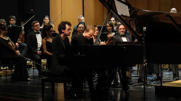 Bursa Bölge Devlet Senfoni Orkestrası, şef Niklas Benjamin Hoffmann’ı konuk etti