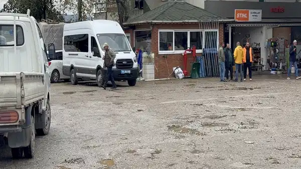 Bursa’da akaryakıt istasyonunda silahlı kavga: 1 ölü, 1 yaralı!