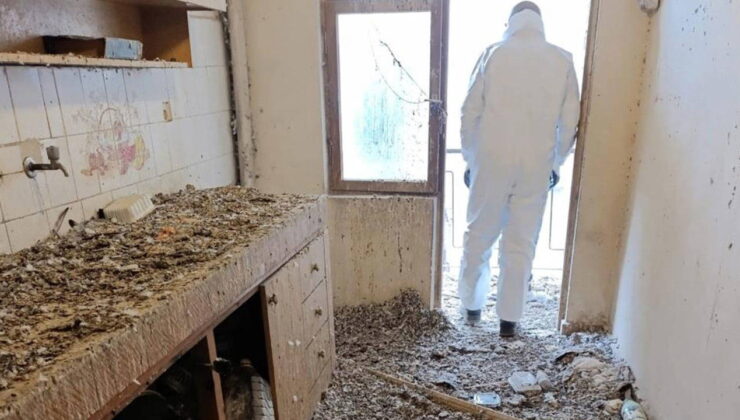 Bursa’da bina çöp eve döndü: Mahkeme kararıyla boşaltıldı