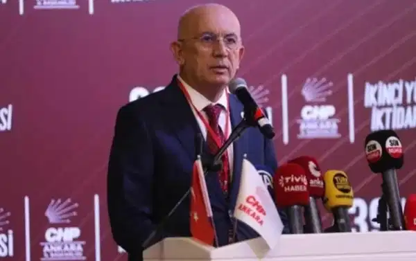 CHP 39. Olağan Ankara İl Kongresinde Ümit Erkol, 418 oy alarak yeniden il başkanı seçildi