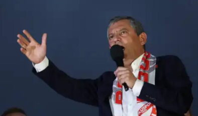 CHP lideri Özel’den TELE1’e kayyum kararına tepki: ‘Hükmedemediği medyayı sansür etmek tam bir darbeci refleksidir!’