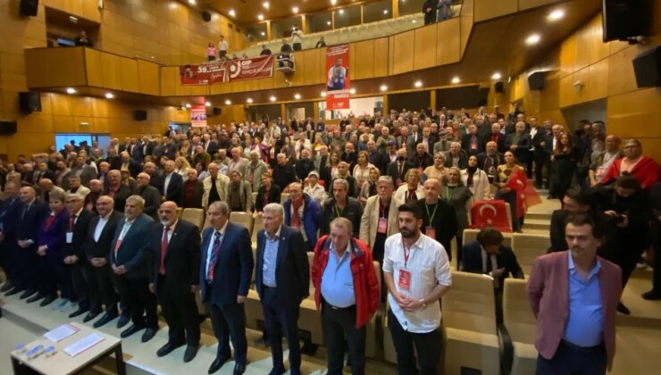 CHP Rize 39. Olağan İl Kongresi’nde mevcut başkan Saltuk Deniz yeniden seçildi