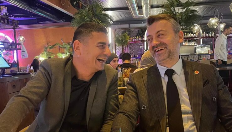 CHP’den istifa edip, AKP’ye geçtiler: ‘Kahkaha dolu’ pozları tepki aldı