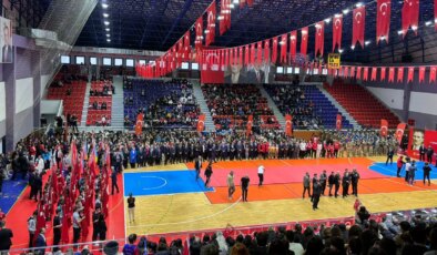 CHP’li Adıgüzel isim vererek açıkladı… O şehirde Cumhuriyet gösterisi son dakika iptal edildi: ‘Çocukları cinsel obje olarak gören sapık zihniyetin…’