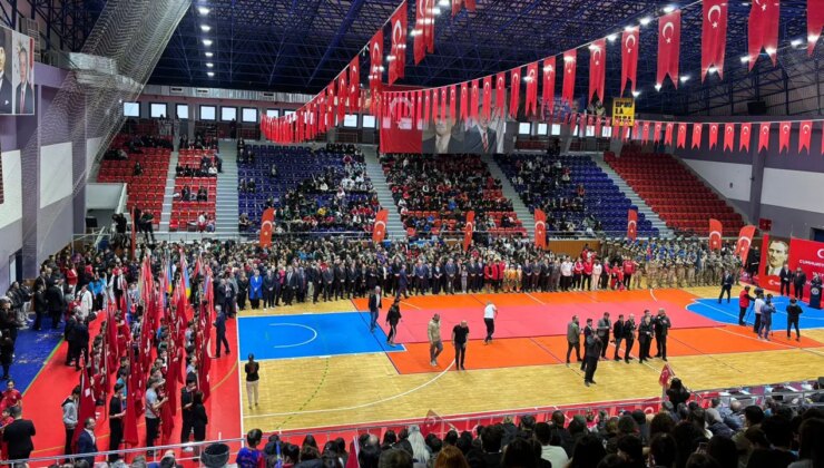 CHP’li Adıgüzel isim vererek açıkladı… O şehirde Cumhuriyet gösterisi son dakika iptal edildi: ‘Çocukları cinsel obje olarak gören sapık zihniyetin…’