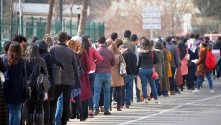 CHP’li Aşkın Genç: ‘İşçinin hakkı İşsizlik Sigortası Fonu’nda işverene gidiyor’