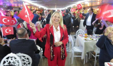 Cumhuriyet’in 102. yılı Boğaz’da kutlandı