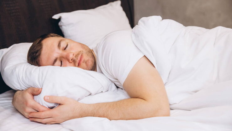 Deliksiz bir uykunun sırrı mutfağınızda bulunuyor: Uyku kalitesini artıran 8 süper besin