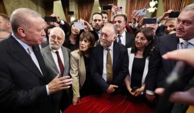 DEM Parti Eş Genel Başkanı Bakırhan’dan ‘fotoğraf’ eleştirilerine yanıt: ‘Bunu yapanlar iyi niyetli değil…’