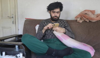 Depremden bu yana duş almıyor, evden çıkmıyordu: Barış’tan sevindiren haber!