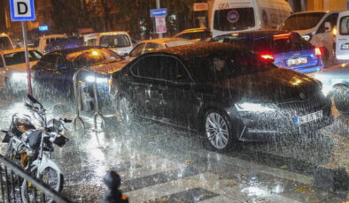 Depremin merkez üssü Sındırgı’da sağanak etkili oldu