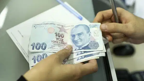 DİSK-AR Ücret Kayıpları İzleme Raporu: ‘İşçilerin 9 aylık birikimli ücret erimesi toplam 539,4 milyar lira, enflasyonun yarattığı kayıp ise 789 milyar lira oldu’