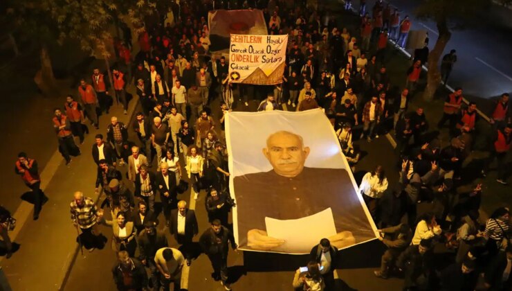 Diyarbakır’da ‘Düşman’ operasyonu: DEM Partililer gözaltına alındı