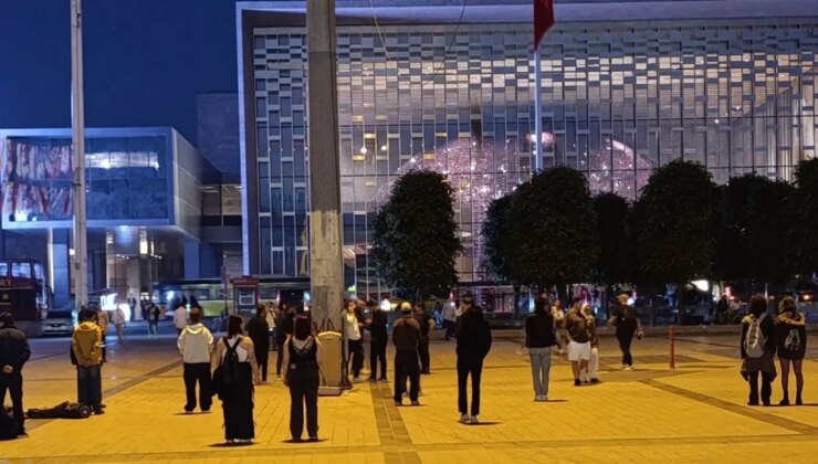 ‘Duran Adam’ eylemi sırasında 19 genç gözaltına alınmıştı: Duruşma öncesi dayanışma çağrısı