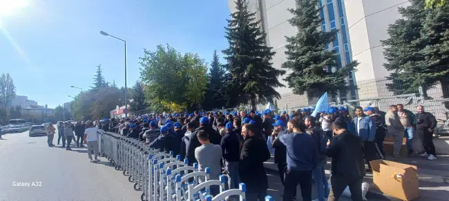 Emekçiler hakkını alamadı: ‘Bizim amacımız hak ettiğimiz ekmeğe sahip çıkmaktır’