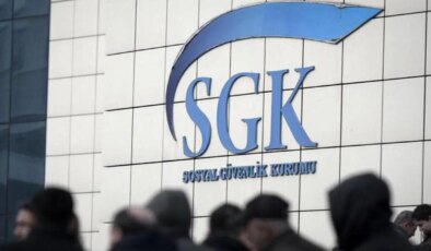 Emekli doktorların maaş isyanı: Şimdi de SGK’den hata kesintisi şoku