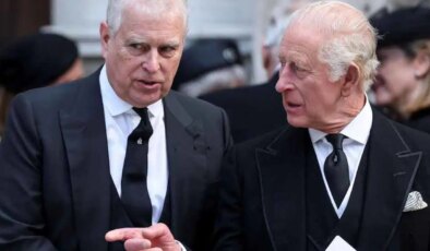 Epstein davası deprem etkisi yarattı! Kraliyet ailesinden Prens Andrew, resmi unvanlarını bırakıyor