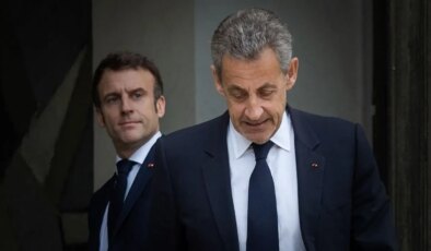 Eski Fransa Cumhurbaşkanı Sarkozy, tutuklu bulunduğu cezaevinde mahkumlar tarafından taciz edildi