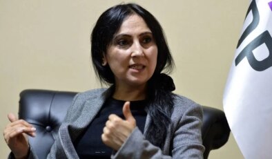 Figen Yüksekdağ’dan dikkat çeken ‘süreç’ yorumu: ‘CHP’ye yönelik operasyonlar demokratik zemini kilitliyor’