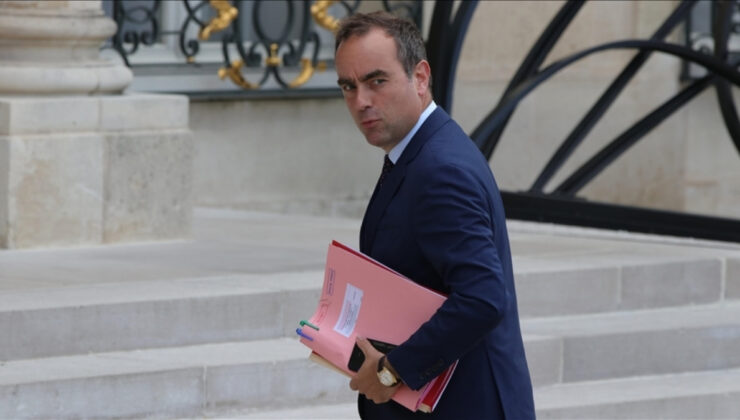 Fransa’da yeniden Başbakan atanan Lecornu hükümetini kurdu