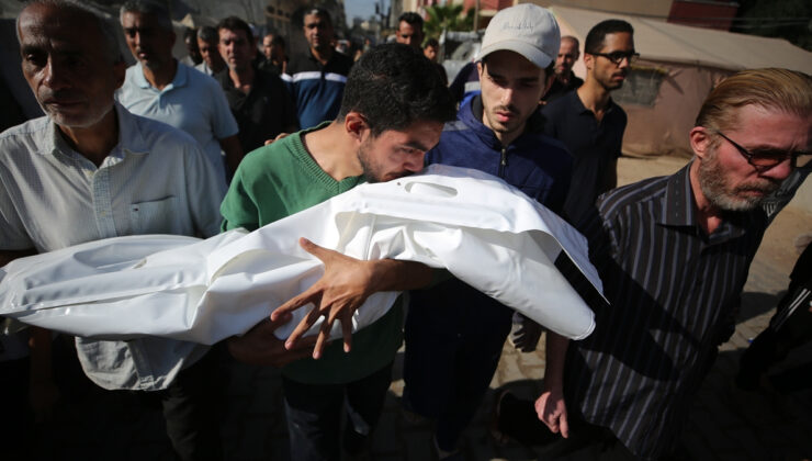 Gazze’de ateşkese rağmen 93 Filistinli hayatını kaybetti