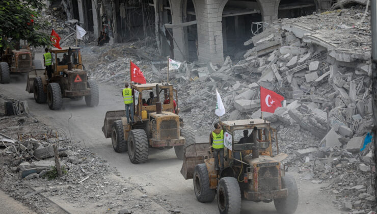 Gazze’de Türk konvoyu: Enkaz temizleme çalışmaları başladı