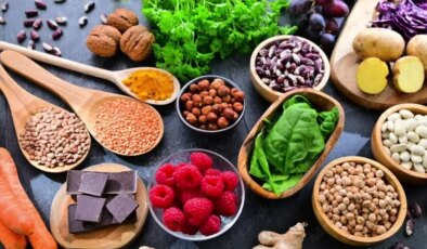 Genç kalmanın iksiri olarak biliniyor, vücudu yeniliyor: Antioksidan deposu 7 süper besin