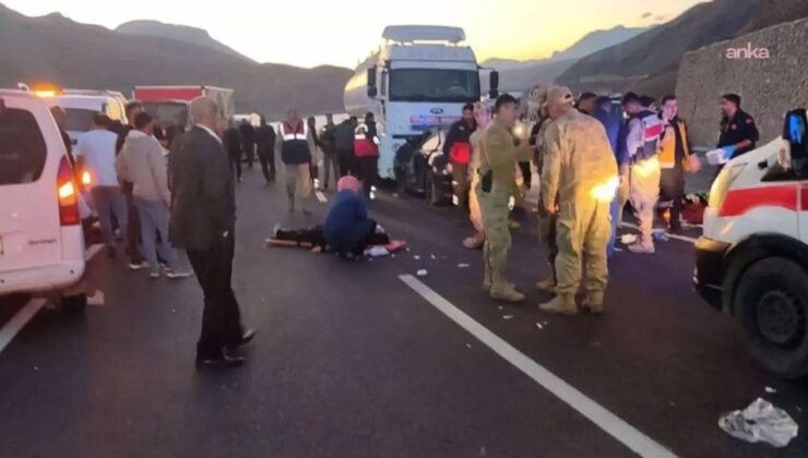 Hakkari-Van karayolunda trafik kazası: 2 ölü, 5 yaralı