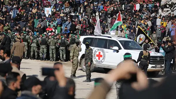 Hamas, serbest bırakacağı esirlerin listesini açıkladı