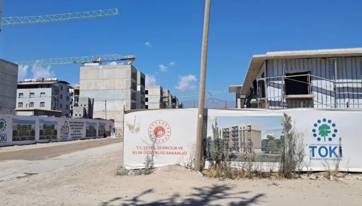 ‘Hatay’da depremde yıkılan binanın yerine AVM yapılacak’ iddiası: Bakanlıktan açıklama geldi!