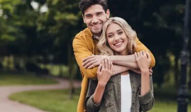 İlişkinizi güçlendirerek romantizmi tekrardan canlandırın: Partnerinizle daha derin bir bağ kurmanın 7 etkili yolu