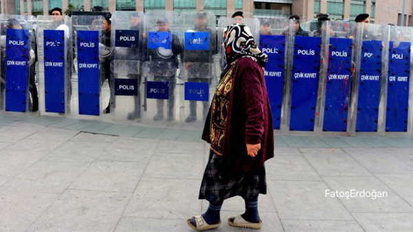 İmamoğlu’ndan fotoğraflı mesaj: ‘Adil bir kararın çıkmayacağını bilenler…’