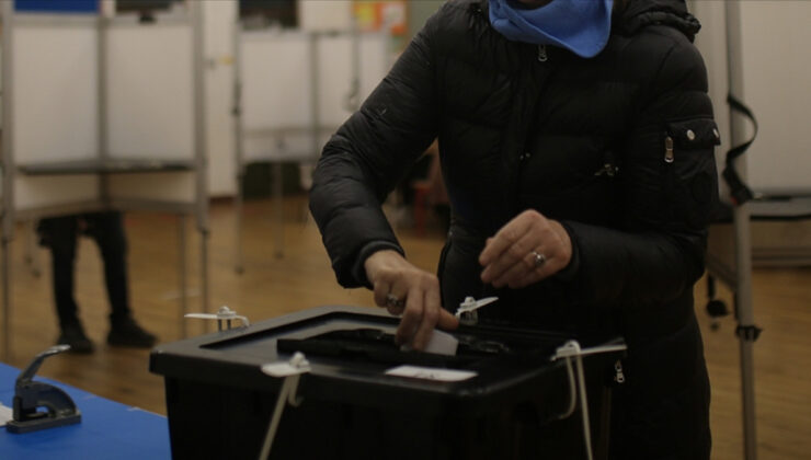 İrlanda’da cumhurbaşkanı seçimi için halk sandık başına gitti