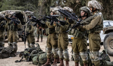 İsrail: Filistinlilere sarı hattı geçtikleri için ateş açıldı