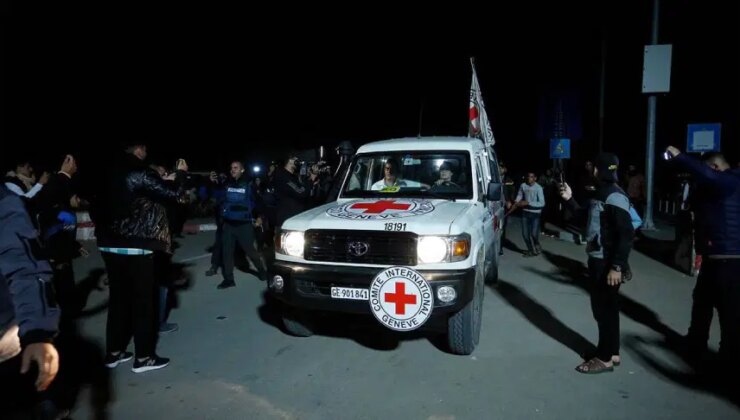 İsrail, Gazze’deki İsrailli esirlerden birinin daha cesedini teslim aldı