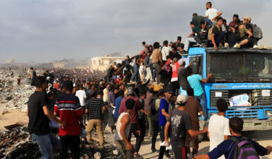 İsrail, Gazze’ye girecek yardım tırlarının sayısını yarıya indirdi