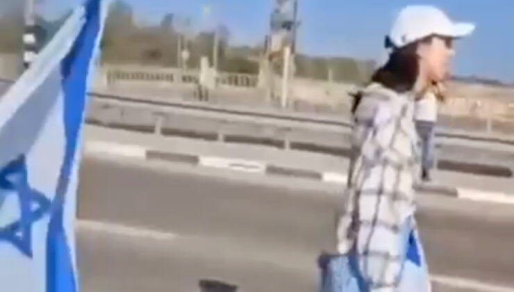 İsrailli bir grup, Gazze’ye giden yardım tırlarını engellemeye çalıştı