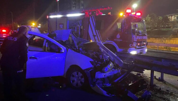 İstanbul’da feci kaza… Otomobil bariyere çarptı: Ölü ve yaralı var!