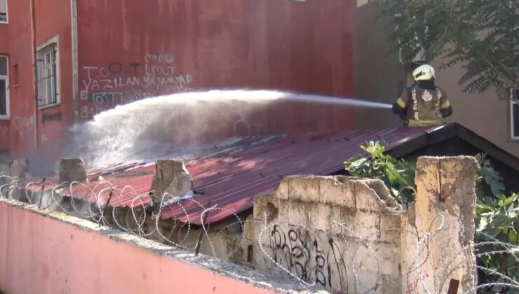 İstanbul’da gecekondu yangını… Alev alev yandı!