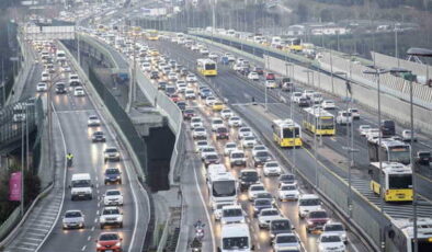 İstanbul’da sabah saatlerinde trafik yoğunluğu yüzde 72’ye çıktı