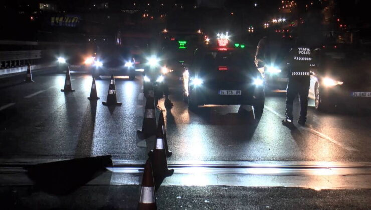 İstanbul’da viyadüğün genleşme derzi koptu: Yaralılar var!