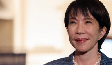 Japonya’nın ilk kadın başbakanı Takaiçi, yemin etti