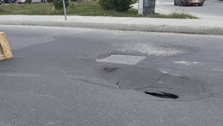 Kağıthane’de yol çöktü