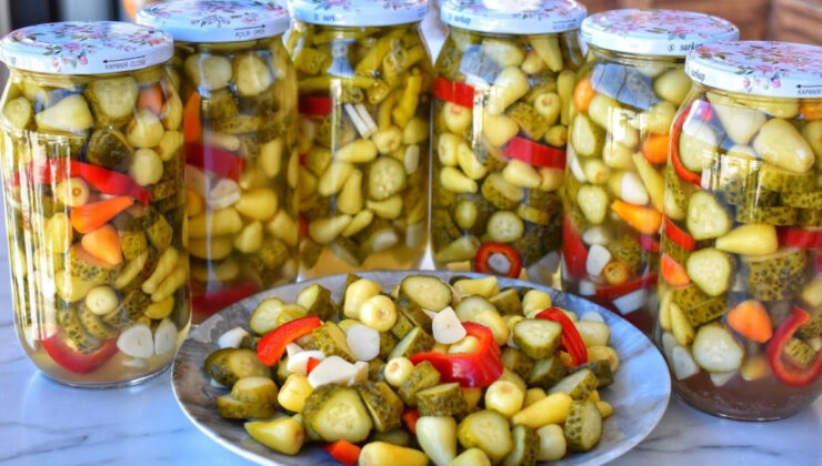 Kahvaltıda turşu yemenin 5 etkisi!