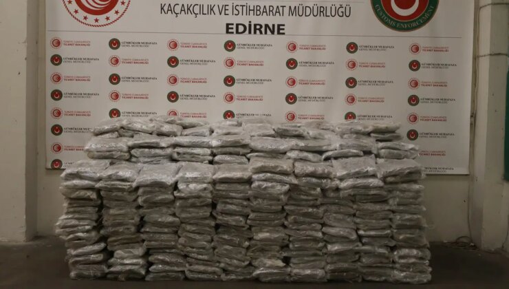 Kapıkule ve İpsala’da 525 kilo esrar ele geçirildi