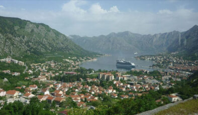 Karadağ, Türkiye’den vizesiz seyahati geçici olarak askıya aldı