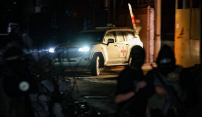 Kassam Tugayları, bir İsrailli esirin cesedini daha buldu: Teslim süreci sahaya bağlı