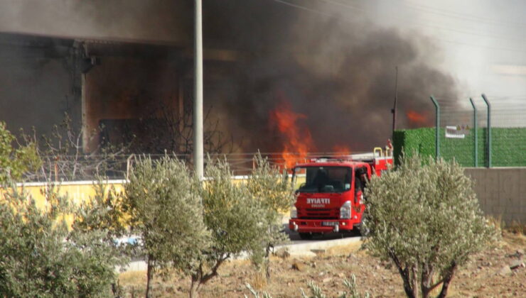 Kilis’te fabrika yangını; 2 saatte söndürüldü