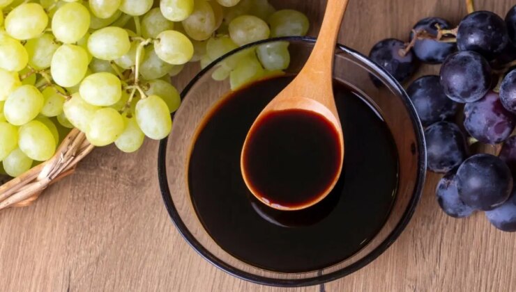 Kışın favorisi: Zencefil, propolisli macun, kara mürver ve karadut pekmezleri