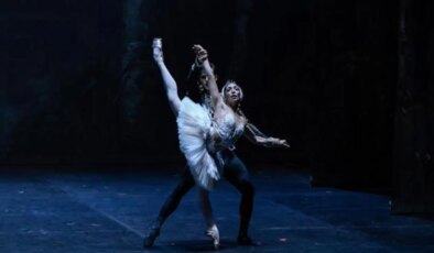 ‘Kuğu Gölü’ balesi AKM’de prömiyer yapacak